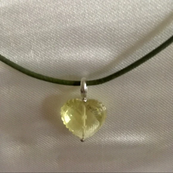 14KW Faceted Lemon Quartz Pendant/Earring Set - Picture 2 of 7
